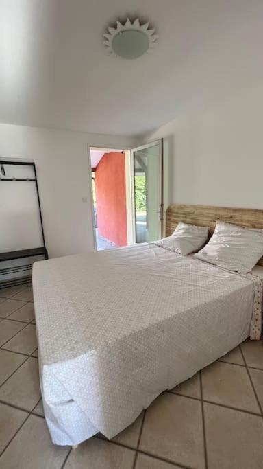 Maison Arcachonnaise Sur Merignac מראה חיצוני תמונה